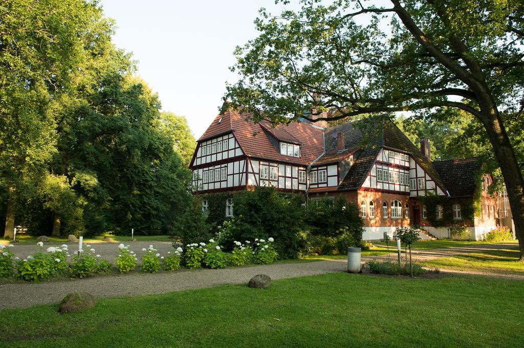 Hotel Gut Bardenhagen Exterior photo
